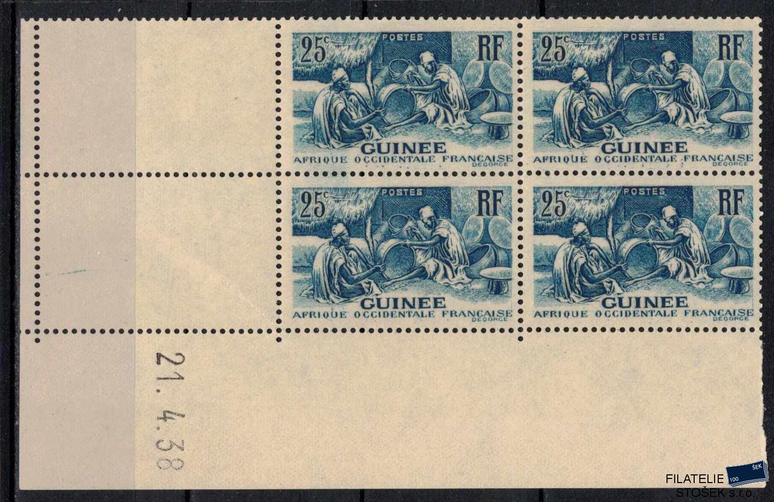 Guinée známky Yv 132 Čtyřblok s datem tisku, koloniální lep