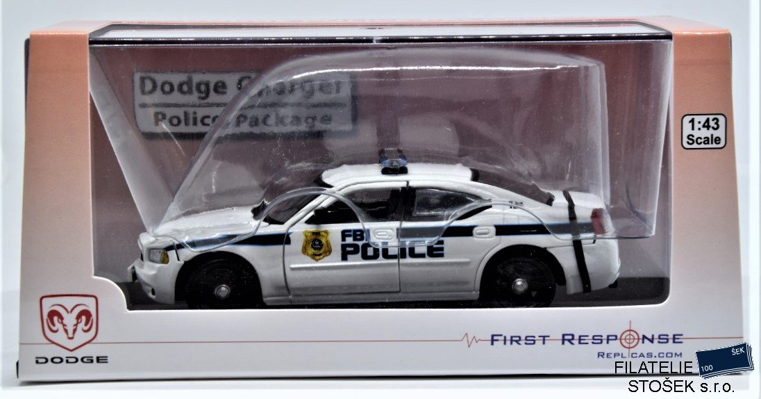 First Response - Policejní auta - Dodge Charger FBI