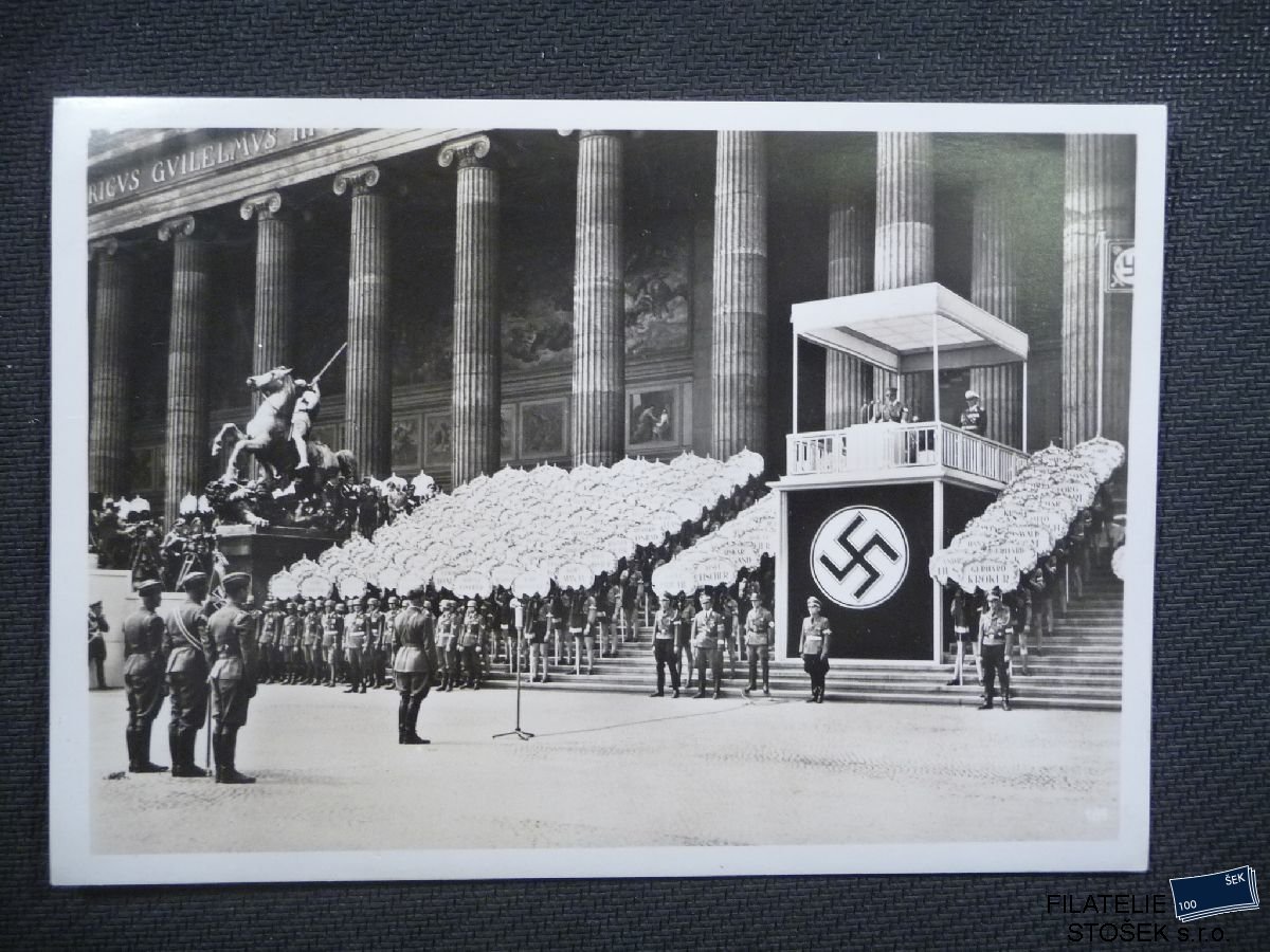 Vojenské pohlednice - Německo - Berliner Lutsgarten