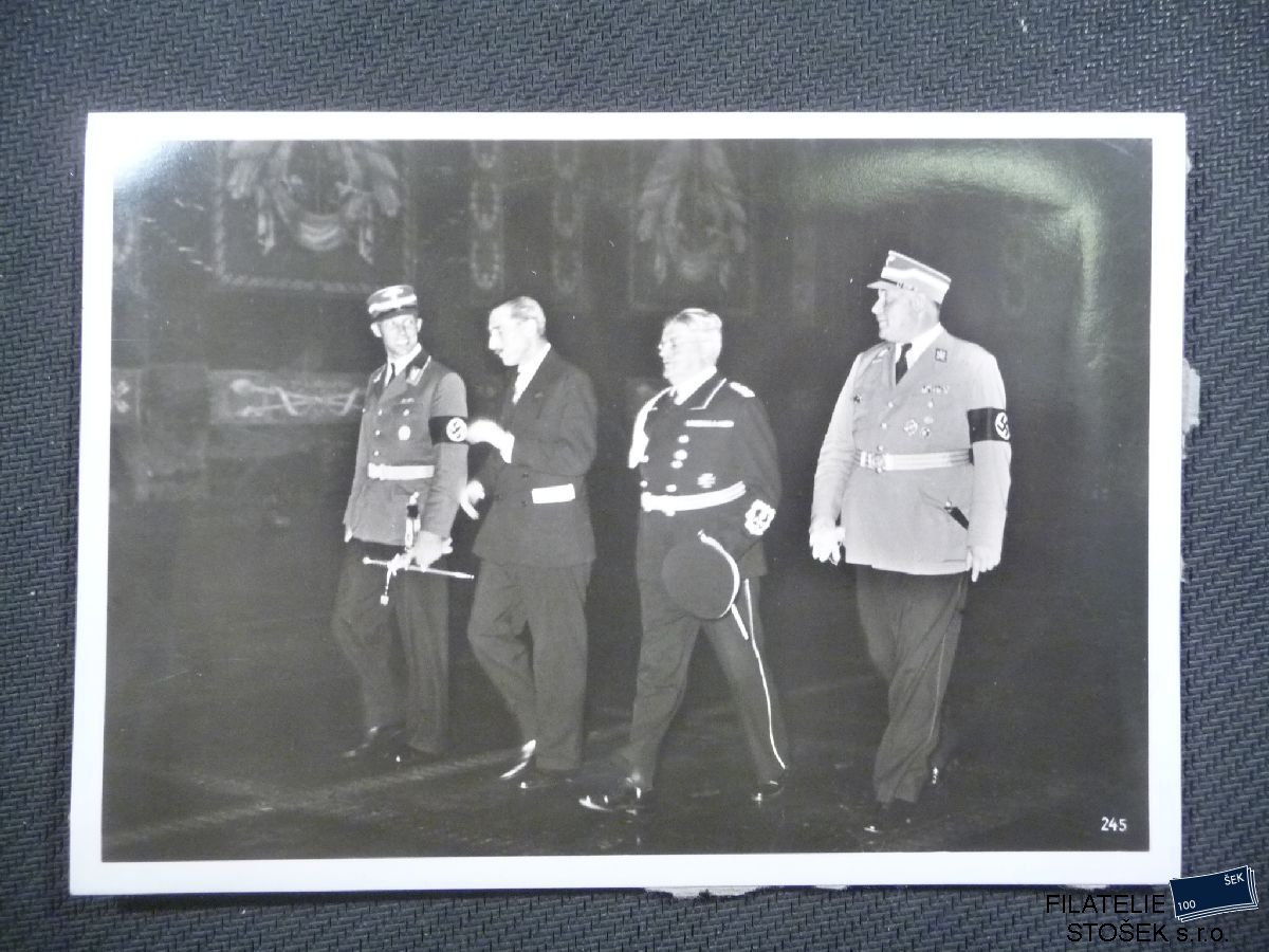 Vojenské pohlednice - Německo - Sir Neville Henderson