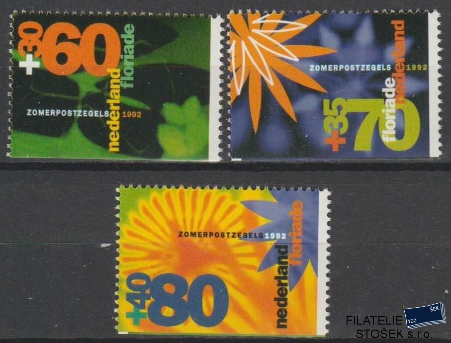 Holandsko známky Mi 1436-38