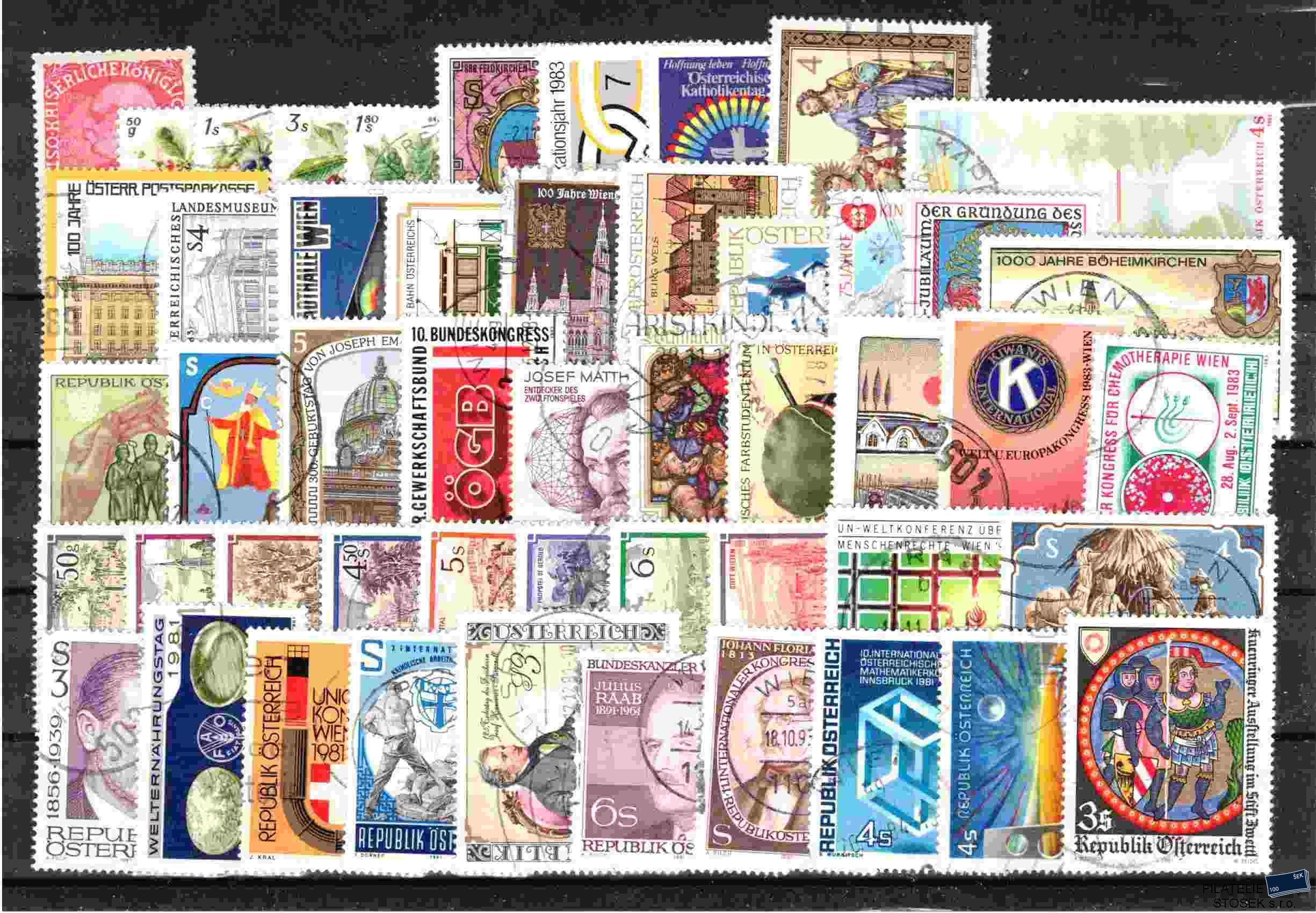 Rakousko známky - sestava známek na kartičce A 5
