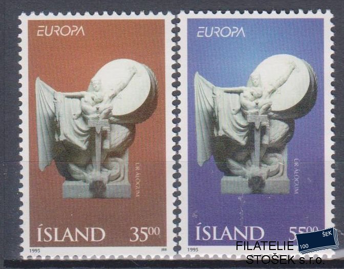 Island známky Mi 826-27