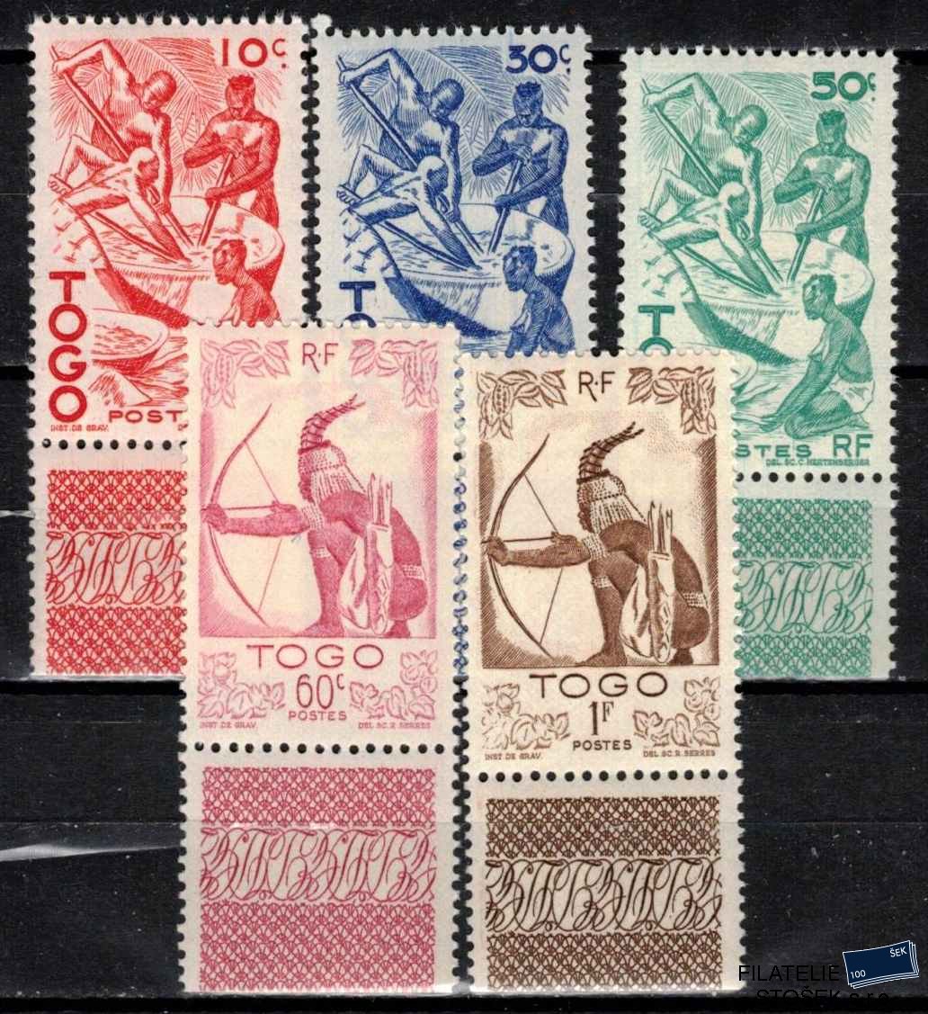 Togo známky Yv 236-40 sestava známek