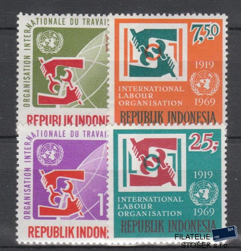 Indonésie známky Mi 626-29
