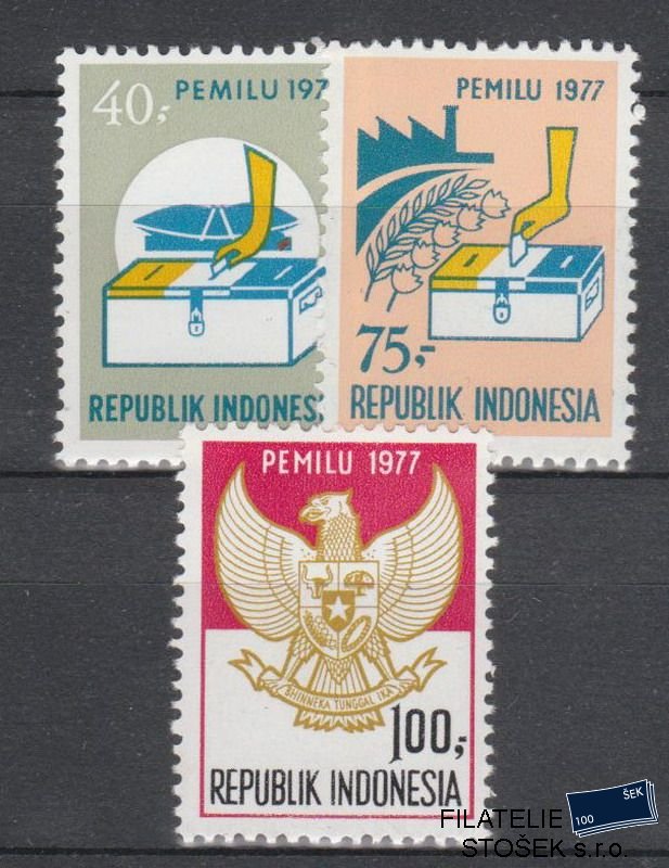 Indonésie známky Mi 860-62