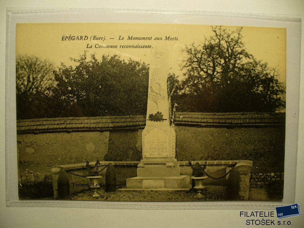 Francie Le Monument aux Morts - pohledy
