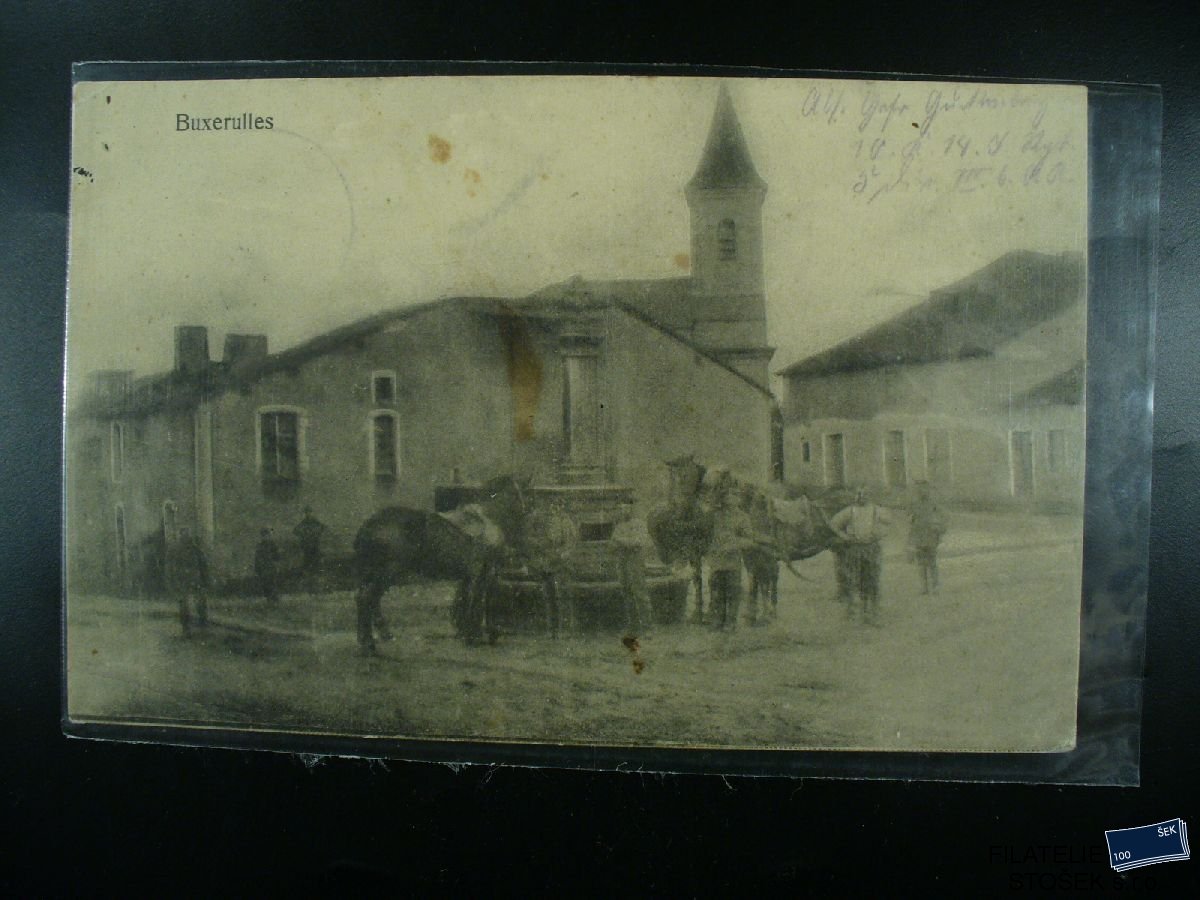 Vojenská pohlednice - Vojáci s koňmi u kašny
