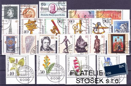 Berlín známky Mi 637-658 Kompletní ročník 1981 na kartičce A 5