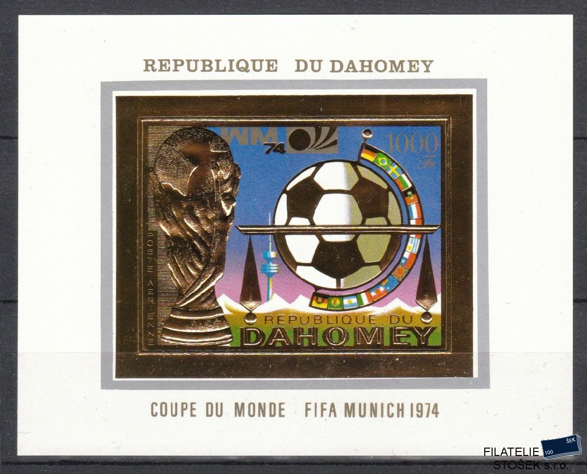Dahomey známky Mi Blok 38 - Fotbal