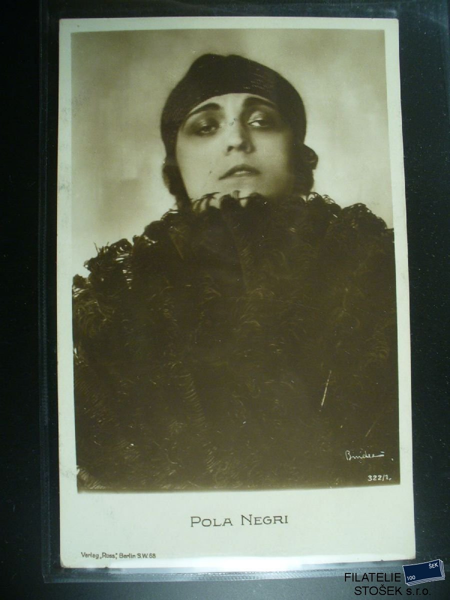Námětová pohlednice - Herci - Pola Negri